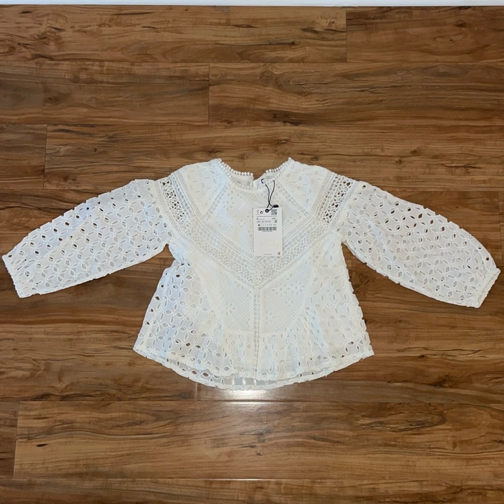 Zara kids size 6 crochet long sleeve top